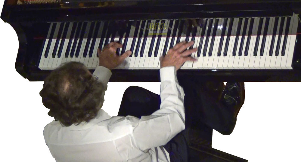 Propreté Tiré D'un Clavier De Piano Avec Les Noms Des Notes De L