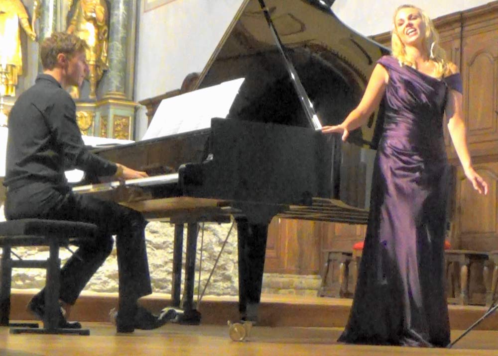 Gaspard Dehaene, piano et Victoria Jung, chant