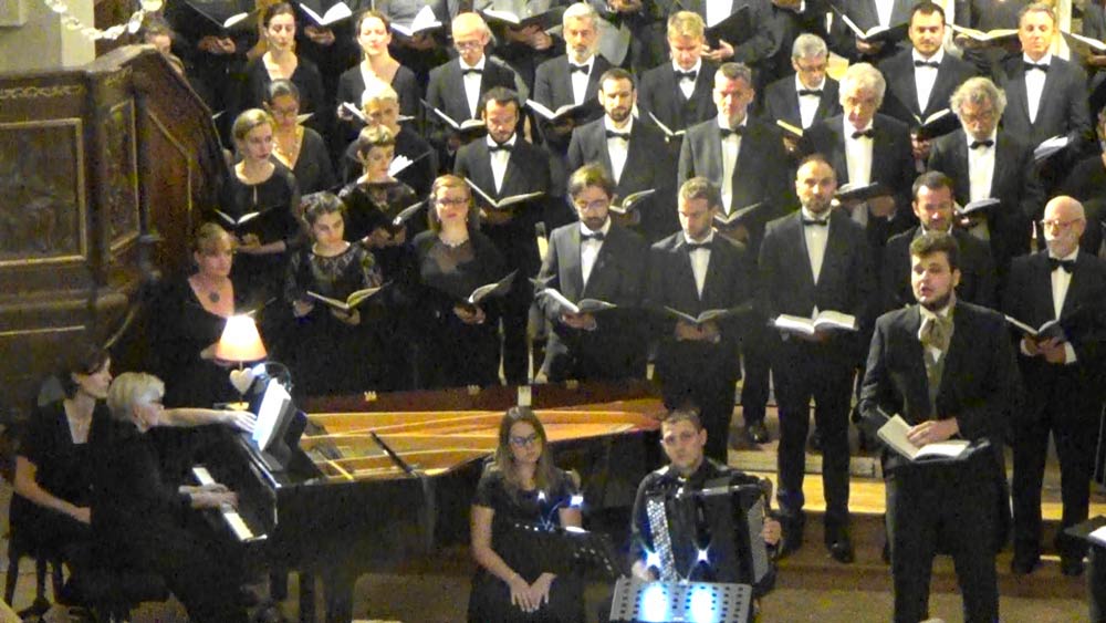 Petite-messe-solennelle de G. Rossini Julien Henric, ténor Adrien Fournaison, basse Dimitri Bouclier, accordeon Nicole Simon Laroche, piano Choeur Air-France, choeur Equino