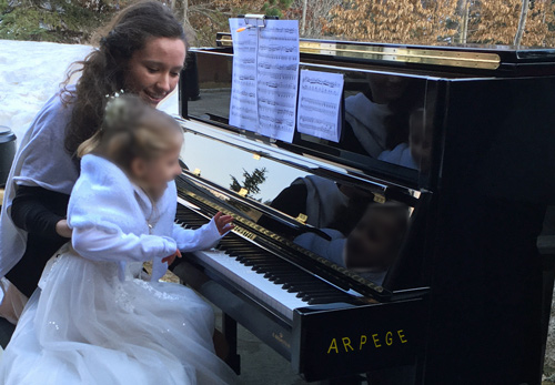 Piano 4 mains pour célébration mariage à La Giettaz