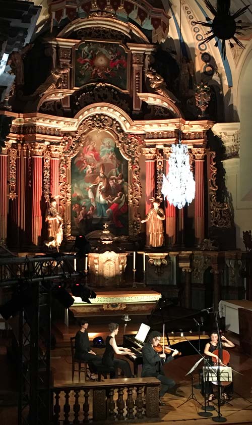 Concert du TRIO NUORI en l'Eglise de saint Nicoas de Véroce, organisation Musique et patrimoine en pays du Mont-blanc