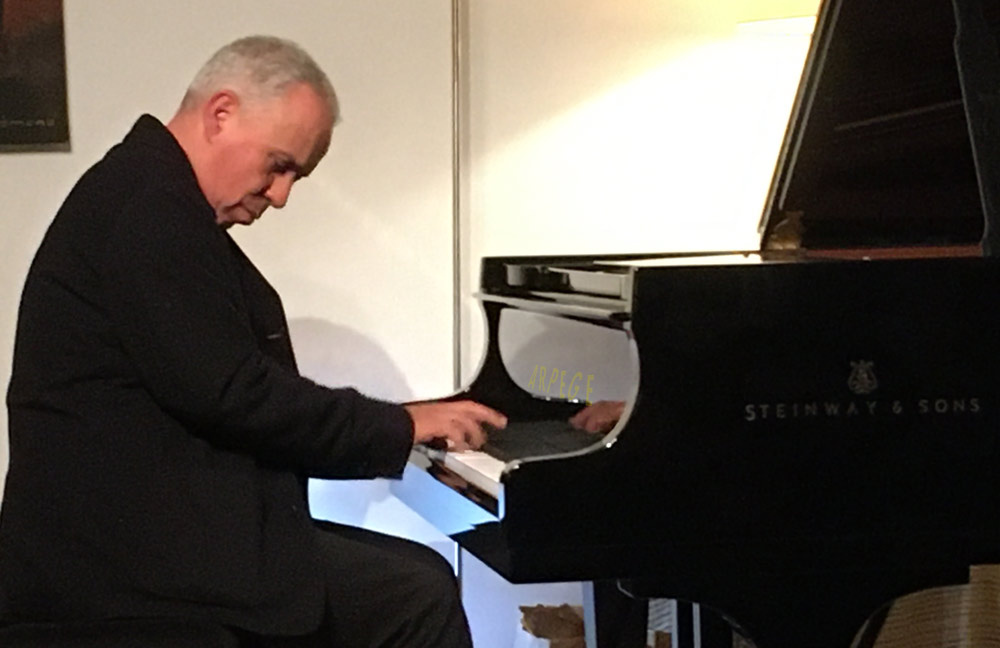 Paul Ketterer, piano solo, avant première à Dingy Saint Clair de son concert au Sunset à Paris, "Melodies from Paris"
