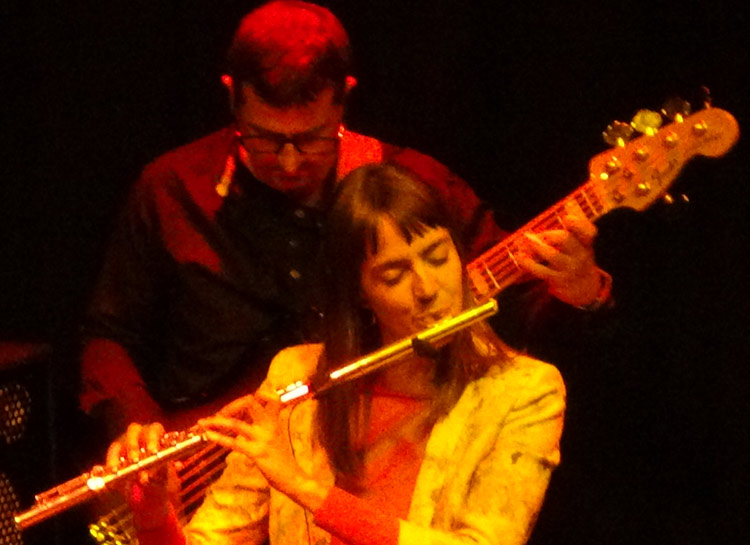 alizee_planque_flute__lilian_basse_trevida_val_thorens_avril_2025