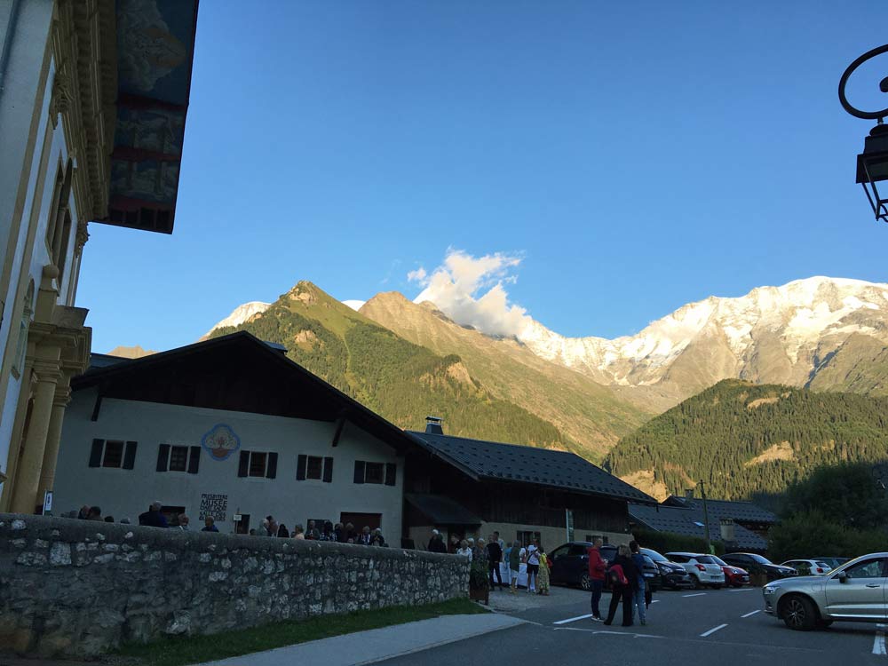 Concert d'ouverture de Musique et patrimoine en Mont-Blanc, le 04 aaoût 205 à 20h16. alors que fonde inexorablement les glaciers.