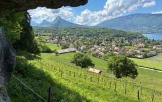 Lac d'annecy, les Bauges. Vue depuis Menthon St Bernard